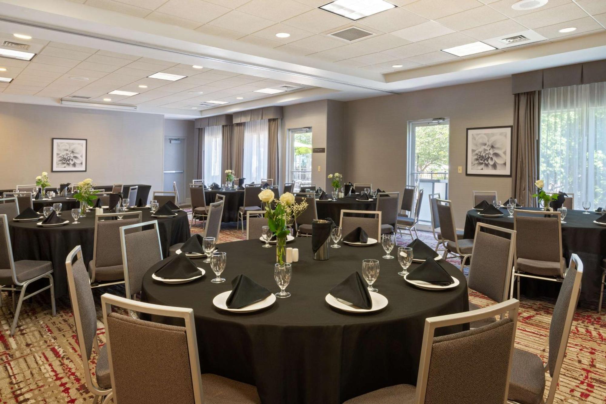 Hilton Garden Inn Chesterton Ngoại thất bức ảnh